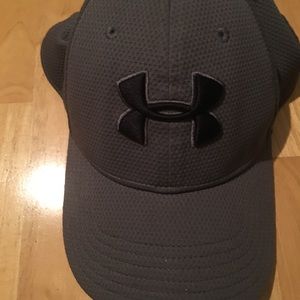 Under armour flex fit hat